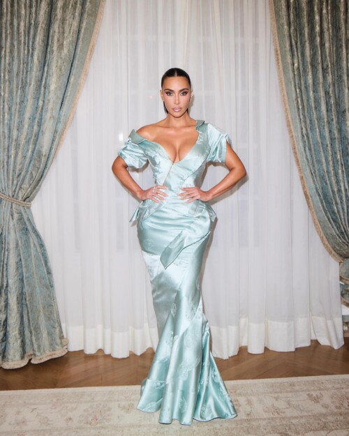 kimkardashian 1761159434 3749199537085951803 1842865890af8bf459dcff4e