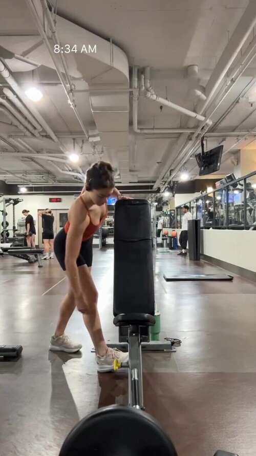 kirakosarin2025 08 20 13 13 076d80f0d9 faf8 4505 91a5 26d52bd8eeaf16dfa10100ae95c67d