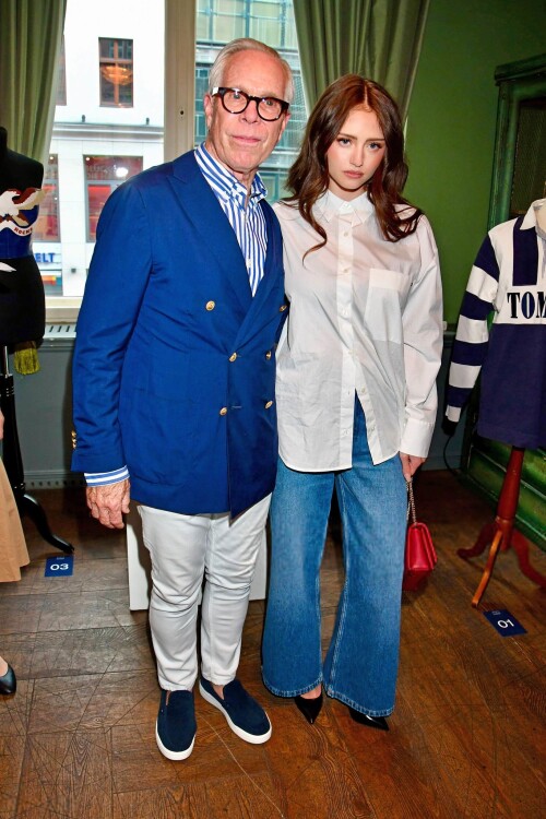 klummmngfgh 18456bf1f52fb5c16d