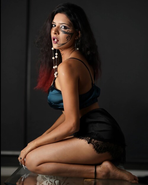 komalsethi.portfolio 20250512 0016b82f970d917bd8f6