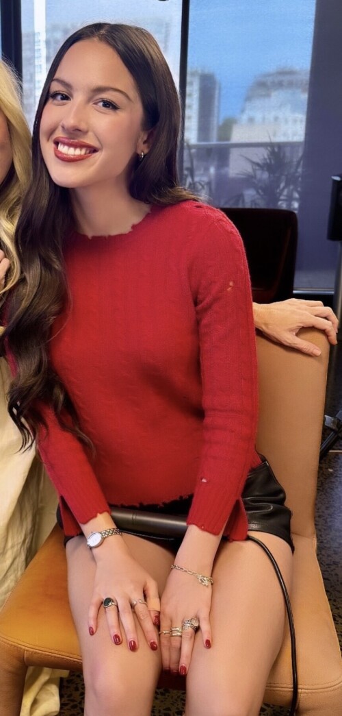 kyleandjackieo 20241016 004139 463396778 18465707128030331 6466638107920521749 n7548fcca298ed8a3