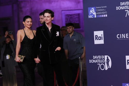 kylie 21017533ad51ea9af3