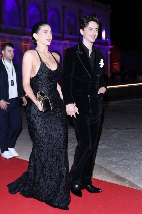 kylie 68117815e9e2d17354