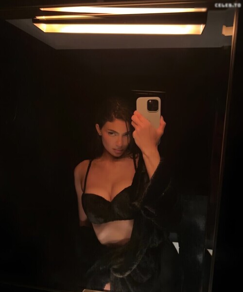 kylie jenner 2572d51fbd93a153f5fd