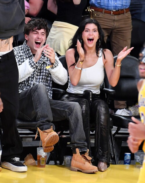 kylie3 39f037fee9a3afb8c