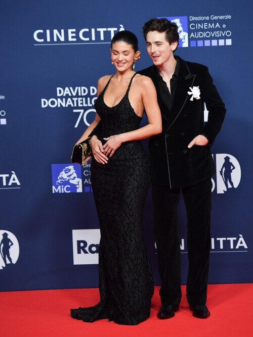 kylie3-40793fb057f1dae1e5