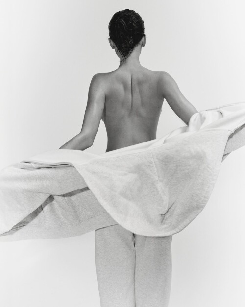 kyliejenner 2023 12 05T082240 336dc37e84cbb71bb