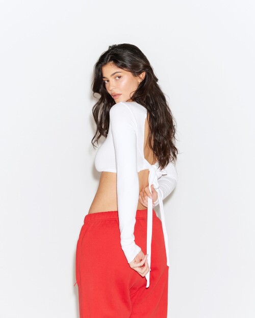 kyliejenner 2023 12 07T090055 1715cb025fee4202a