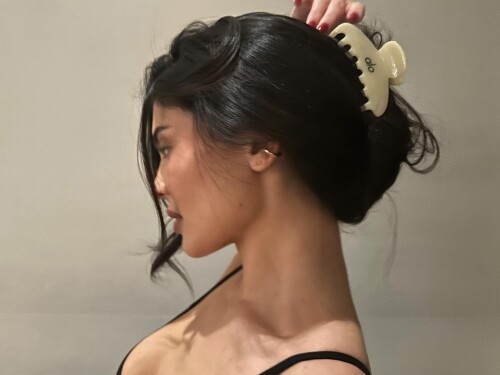 kyliejenner 2023 12 18T095101 2ec431a3bb1d51b45