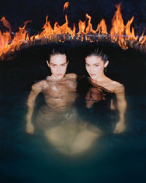 kyliejenner 3501981179652405695s2024 11 15 12.0.477 story2399d7bae6ac60a3