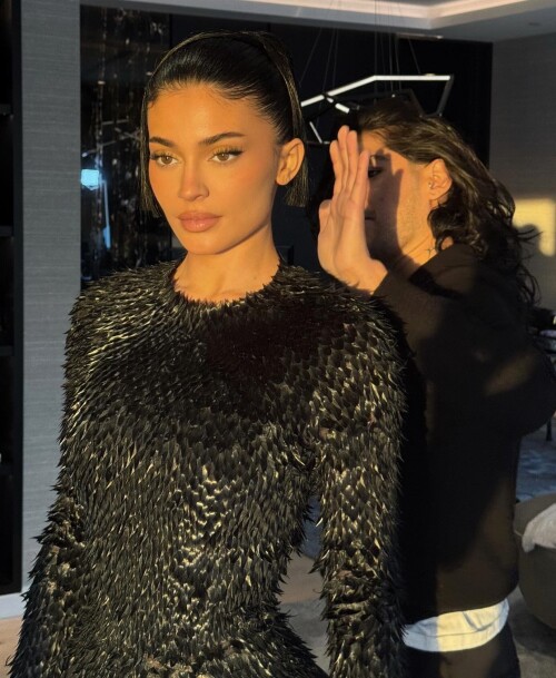 kyliejenner 464771986 563459376189981 5680405108373384436 n873678fe56445e6f