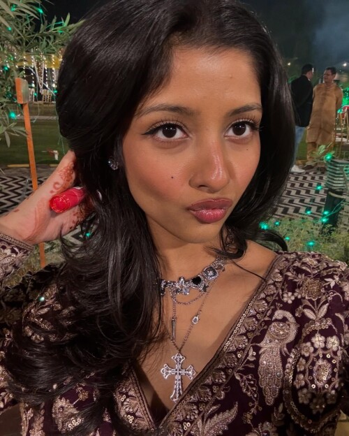 l rashi l 22012025 0003882773adef83aafb