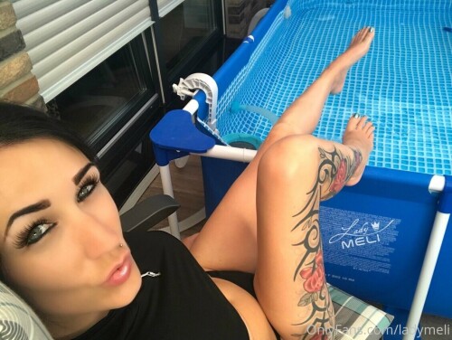 ladymeli 08 06 2021 2130690804 Genau das richtige Wetter fur eine Herrin