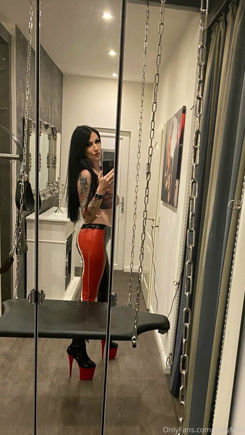 ladymeli 16 02 2021 2033664599 Dein Sexleben besteht darin jeden Tag zu meinen Videos zu wichsen Hab