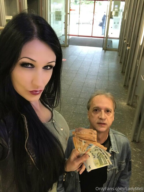 ladymeli 17 12 2020 1466504554 Such a good little bitch