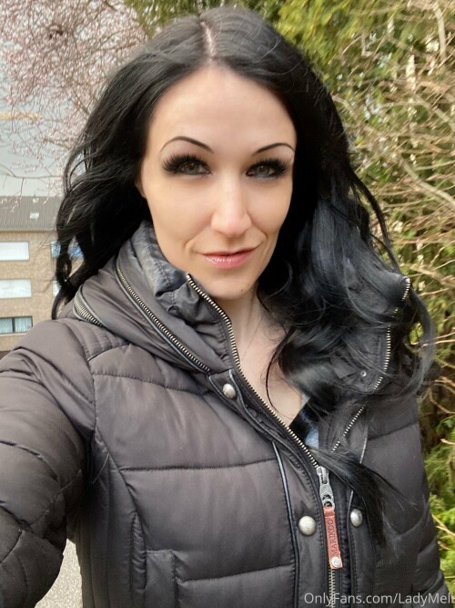 ladymeli 22 03 2021 2061542912 Die Woche beginnt gut fur dich Ich bin heute Abend online Logg dich g