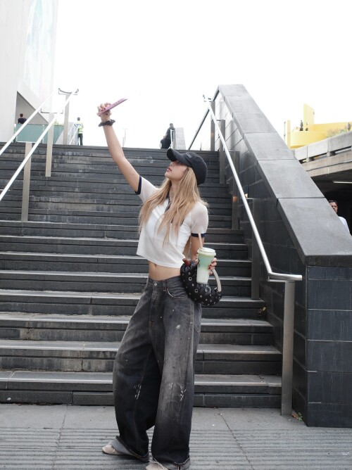 lalalalisa m photo DNWF86YS2S4 20250814 141805 53186589606d3074233bfd970