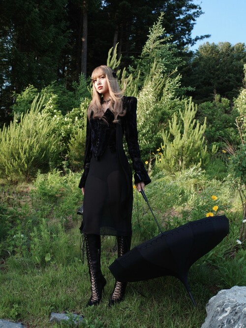 lalalalisa m photo DNdnTm6SvHd 20250817 122413 533649751d476222f1ef9b441