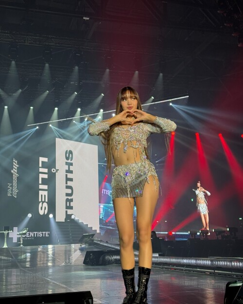 lalalalisa m 1731598362 3501223286015728636 8012033210f8a5eacdcd92d1bd