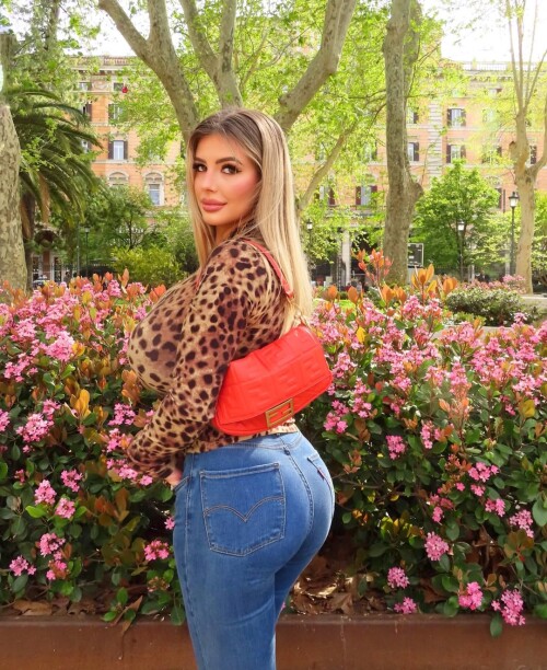 lali957 20250429 p 3621552540001528720 2 36205881764404354503217147e2cd8c3e0