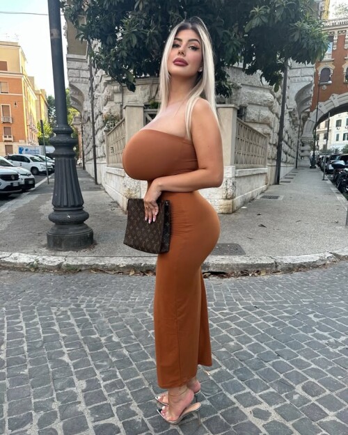lali957 20250518 p 3635323098413463441 2 36347769956622761701e9fc7c4cd607bff