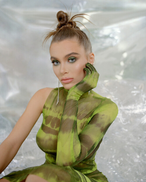 lana rhoades jonnie chambers 027de45e71bbd12745