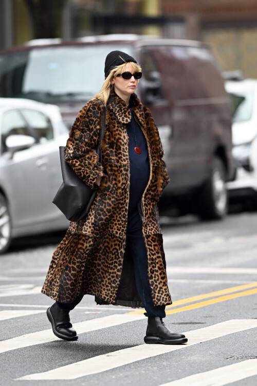 larenpreggoinnwt 192d470f08a35054cb