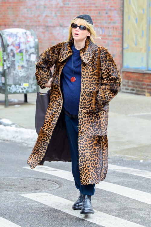 larenpreggoinnwt 479743a5f802a18df