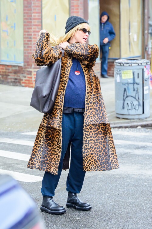 larenpreggoinnwt 6ba6ce31ab614d723