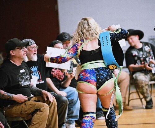 larkandanielle 3631095536603233271s2025 7 26 7.27.680 storye167a03f8ee64d12