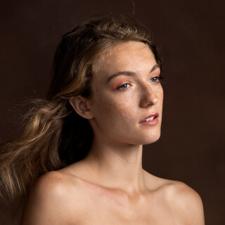 laura_june_2019-213_cover