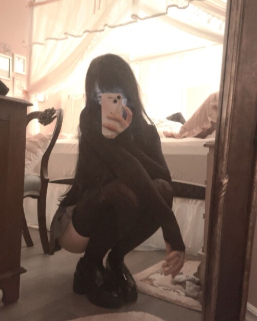 laurinchhhe 20240916 000118952e776d07c219