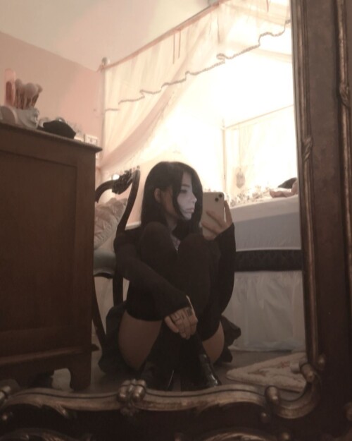 laurinchhhe 20240916 0005fa6b0cff112024fd