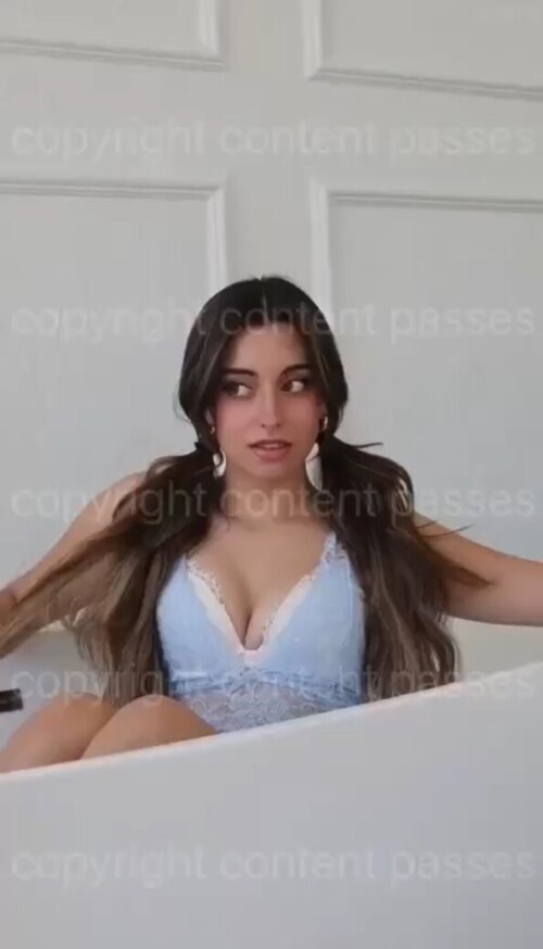 lea martinez slayeas 2 00069a10e9e998fb87a3