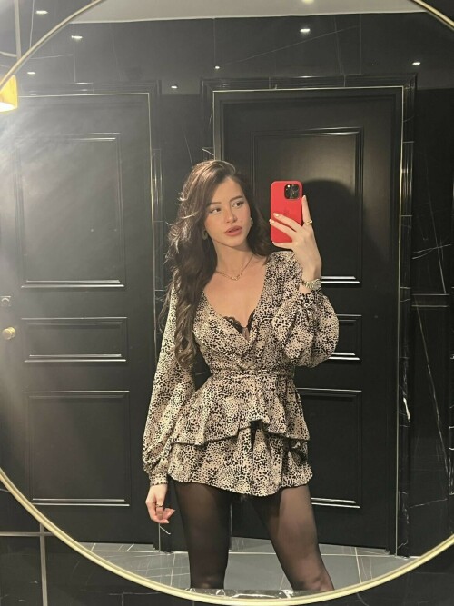 leaelui 2023 08 19T15 08 5536f00a6bbbc0860f