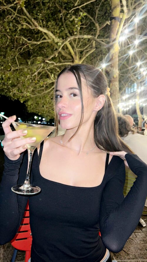 leaelui 2023 08 23T18 56 052bfd554052fb0a01