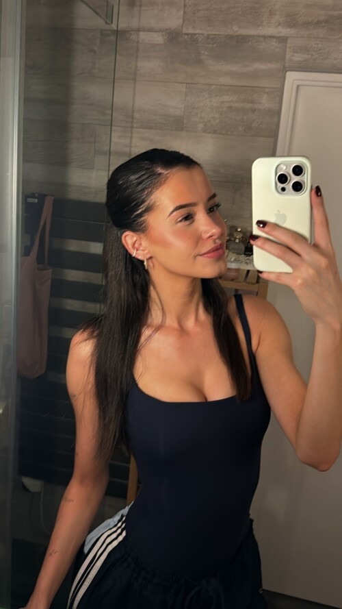 leaelui 2024 06 04T20 17 5329d078e7f2d535cd