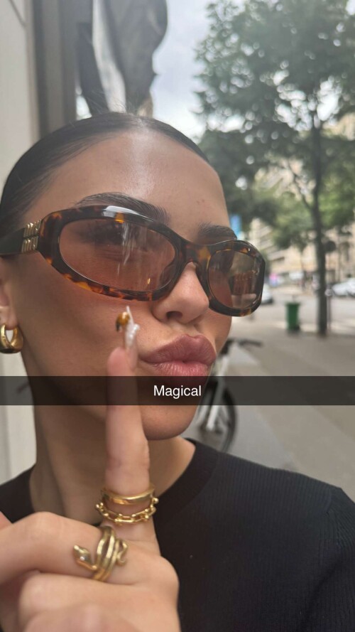 leahhalton RDownload2e926f92eb8fabd8