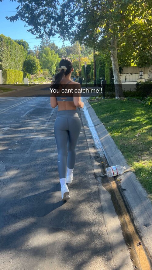 leahhalton RDownload41d048b9d8e33cee