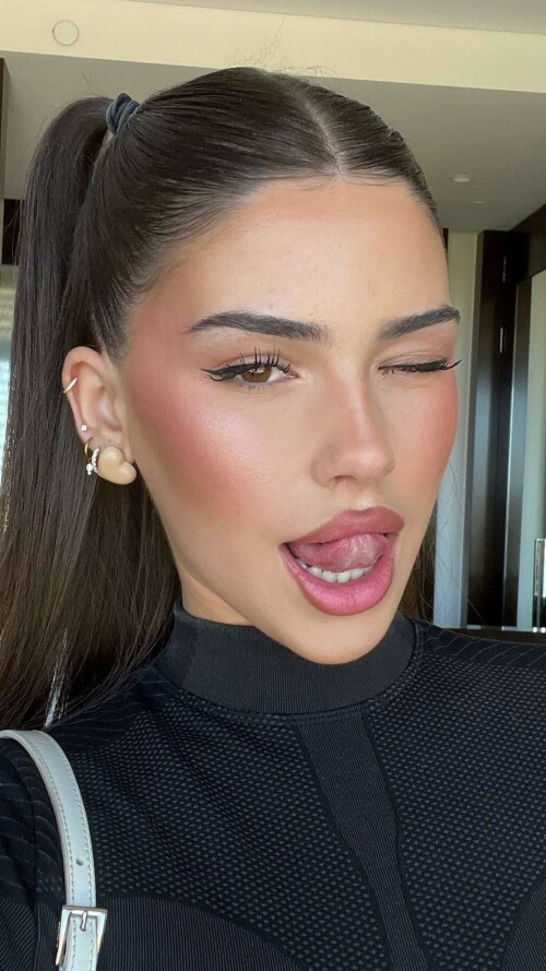 leahhalton RDownload45f3792fa80dfead