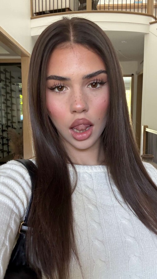 leahhalton RDownloaddd915d2a62fc5165