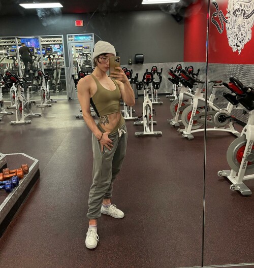 leanbeefpatty CX1zNwqvAfa 1