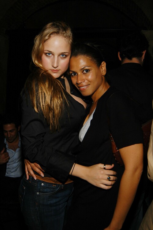 leelee sobieskiteddynof23v 334lo