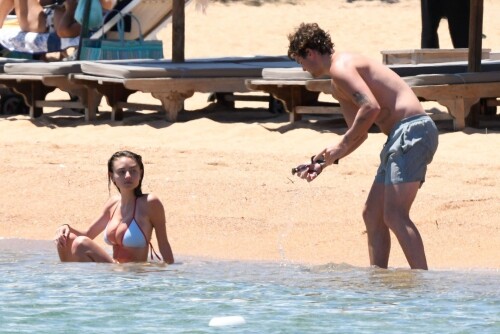 leni 10 17caaa3798de5a2b