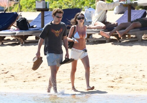 leni 20 7384b3cc521d3ad1