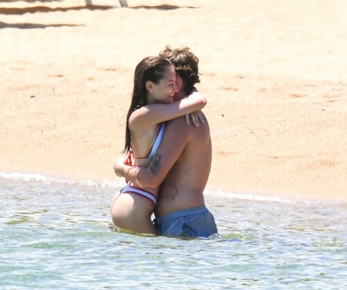 leni 34 b2b1026a48c730e9