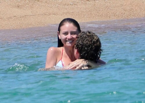 leni 57 ef8a68664e1128d6