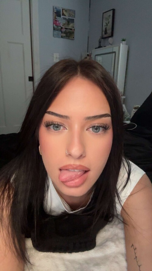 lew12001 2025 03 27T22 04 090cded7c06fc5eba8