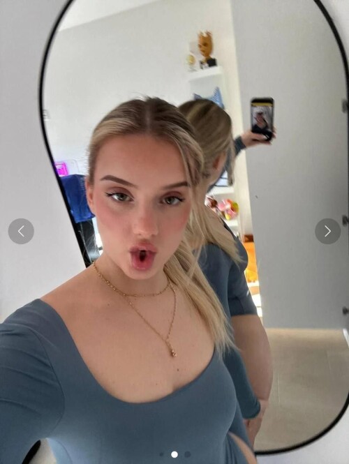 lia sikora v0 vvkv31ufdppe16c8b7eae223c20a2