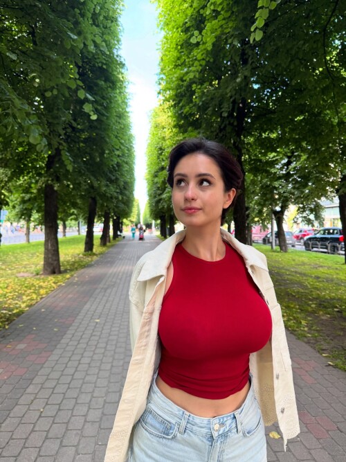 likaland_-20250802-0020cba2ccf3e117fe92